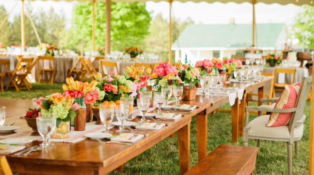 Choose The Right Wedding Caterer With These Simple Tips
